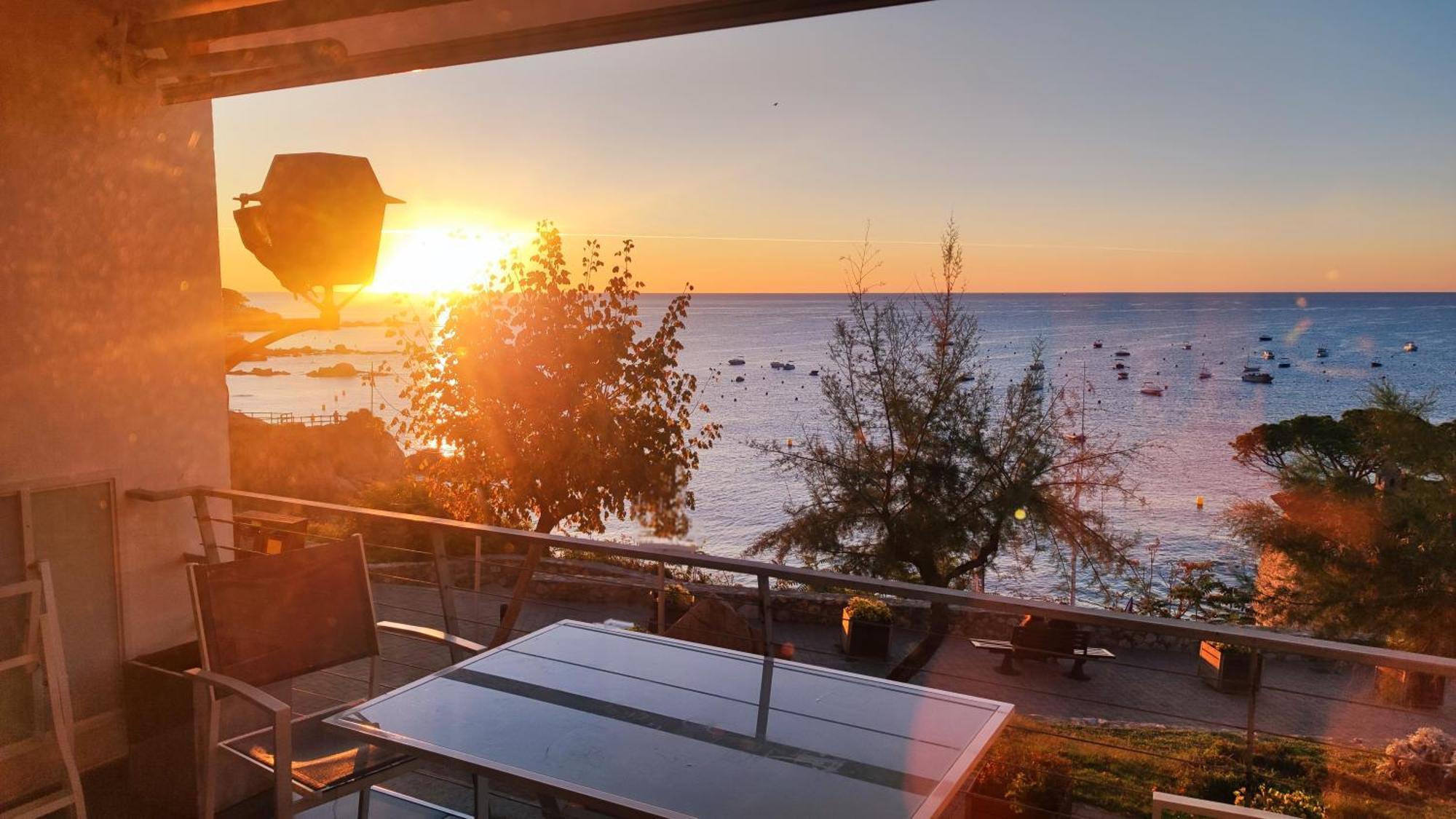 Apartamento Frente Al Mar En La Mejor Ubicacion De Calella Calella De Palafrugell Kültér fotó